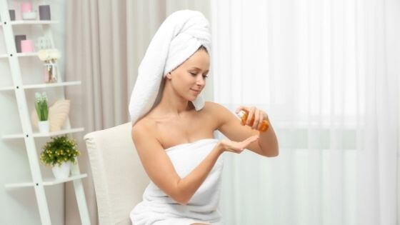 Apply our body oil after shower, all of your body, for optimal results